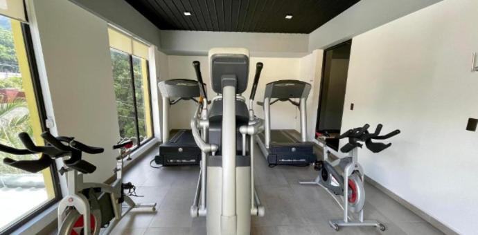 Beverly Hills: Hotel And Business Nuevo Cuscatlan Eksteriør bilde