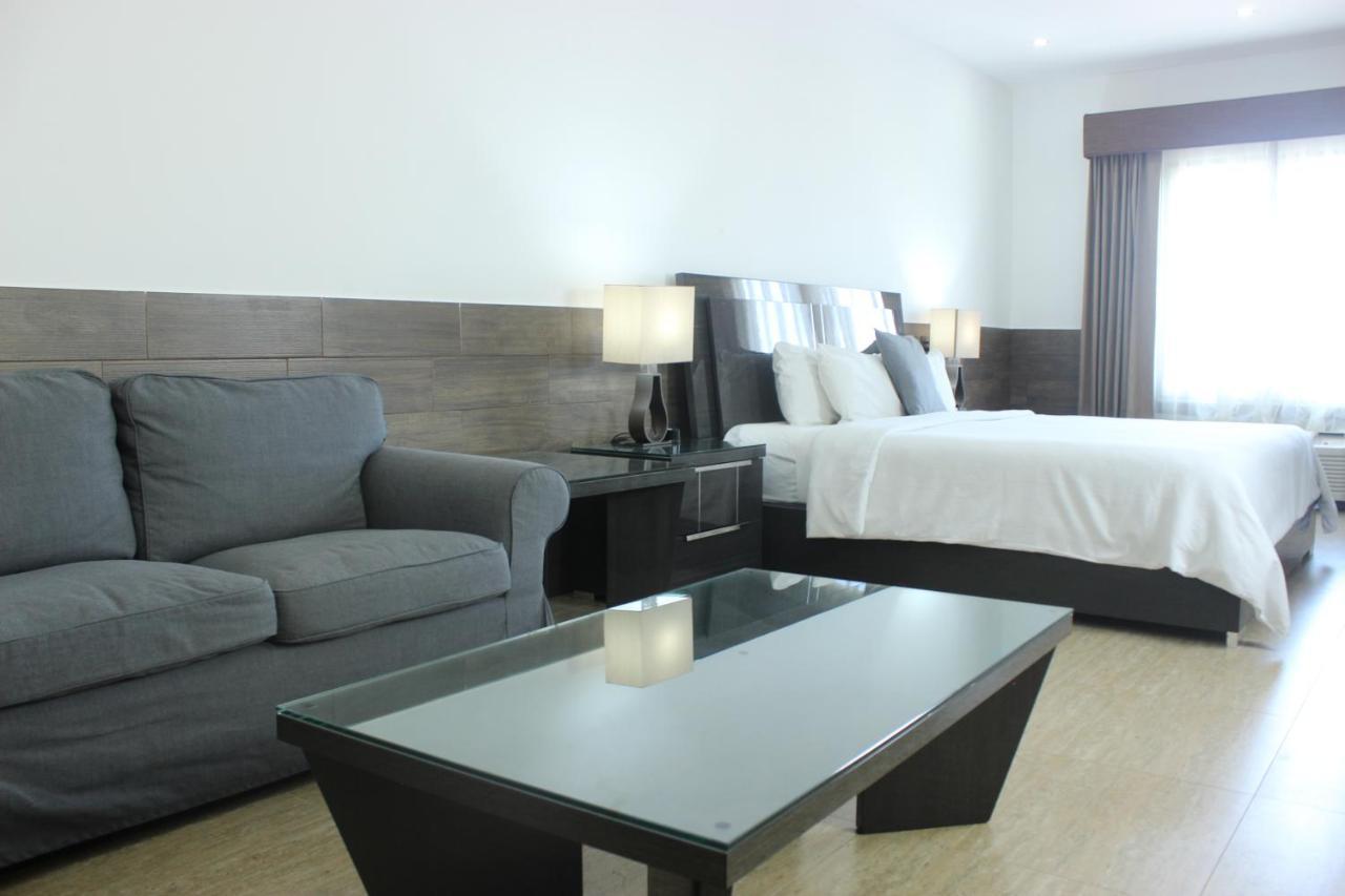 Beverly Hills: Hotel And Business Nuevo Cuscatlan Eksteriør bilde