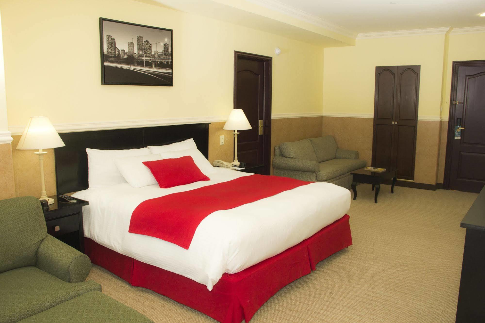 Beverly Hills: Hotel And Business Nuevo Cuscatlan Eksteriør bilde
