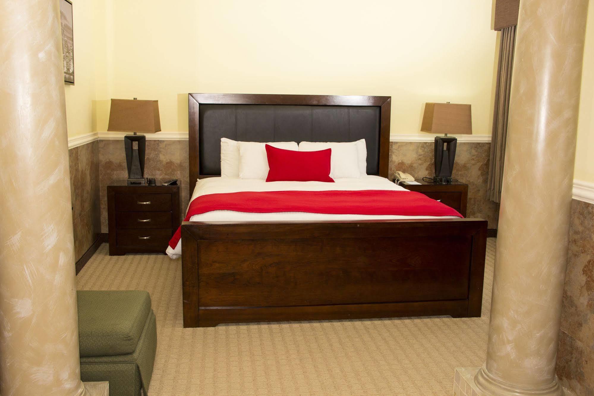 Beverly Hills: Hotel And Business Nuevo Cuscatlan Eksteriør bilde